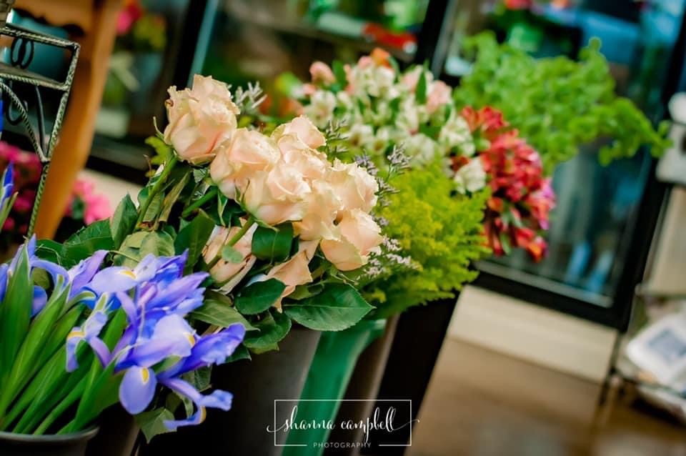 Four Seasons Florist - Clarksville, TN - Thumb 21